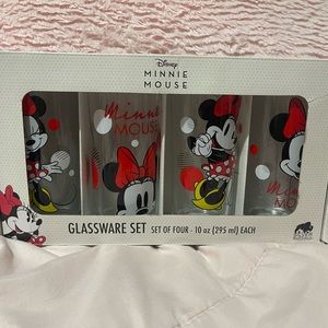 Disney Minnie Mouse Glassware Set BRAND NEW